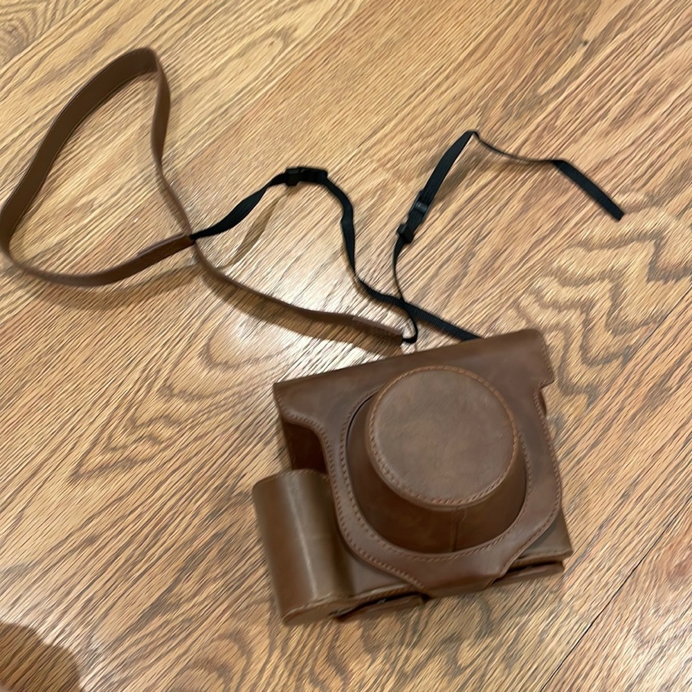 ⭐️BOGO⭐️ - POLAROID WIDE FILM CAMERA CASE